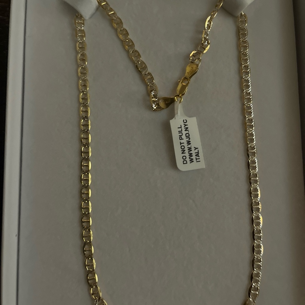18” chain NWT box, bag, tags cards brand new from store WJD great valentines